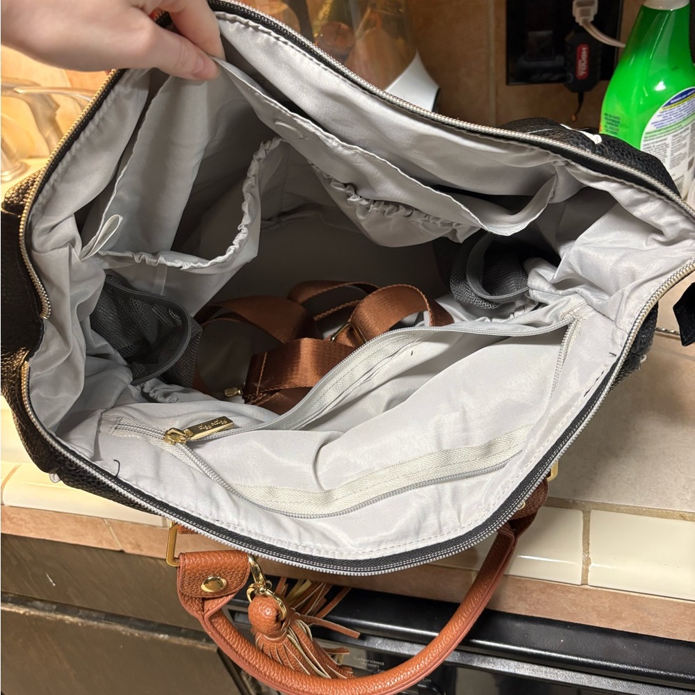 Itzy Ritzy Brown Black White Herringbone Diaper Bag Tote - Picture 2 of 3